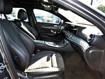 Mercedes-Benz E 300 de 4M T AMG MBUX Distronic Schiebedach SHZ