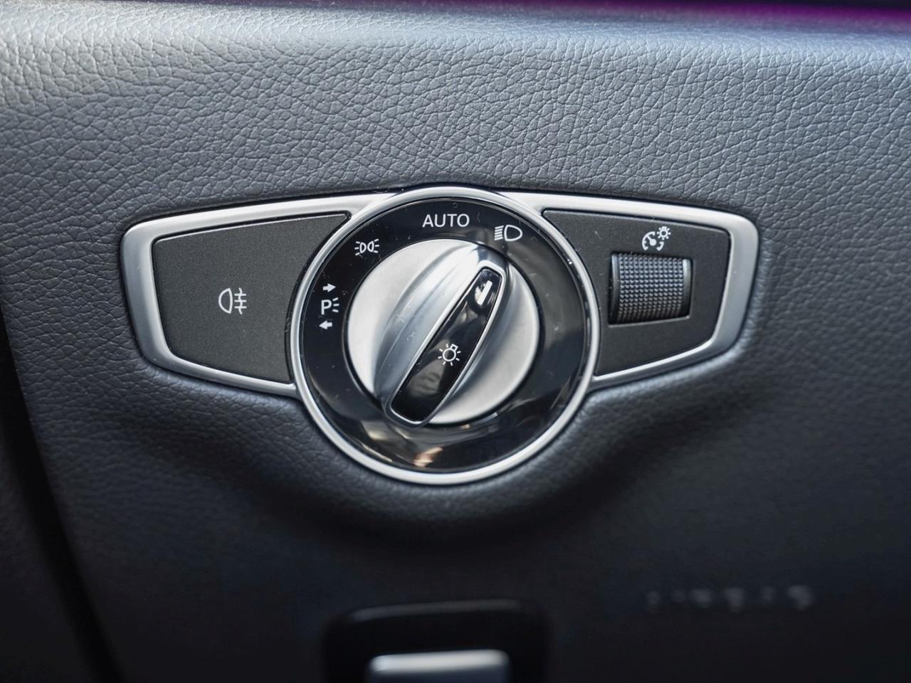 Mercedes-Benz E 300 de  AMG Night Kamera EasyP PublicCharging