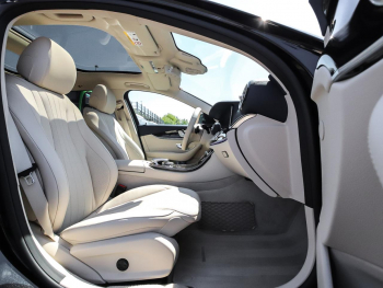 Mercedes-Benz E 300 de T AMG Exclusive Comand Distronic+ 360° 