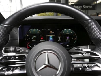 Mercedes-Benz E 300 de T AMG Night Distronic+ Kamera EasyPack