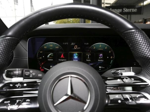 Mercedes-Benz E 300 de T AMG Night Distronic+ Kamera EasyPack Mercedes-Benz E 300 de T AMG Night Distronic+ Kamera EasyPack