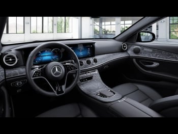Mercedes-Benz E 300 de T AMG/Avantgarde Navi Distronic+ Kamera