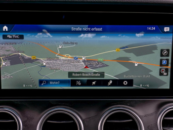 Mercedes-Benz E 300 de T AMG/Avantgarde Distronic+ Memory