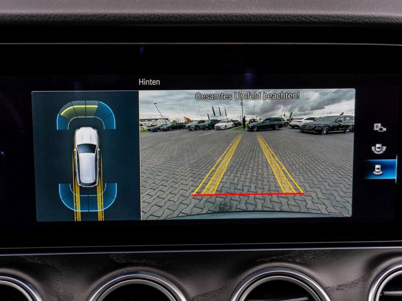 Mercedes-Benz E 300 de T AMG/Avantgarde Distronic+ Memory Mercedes-Benz E 300 de T AMG/Avantgarde Distronic+ Memory