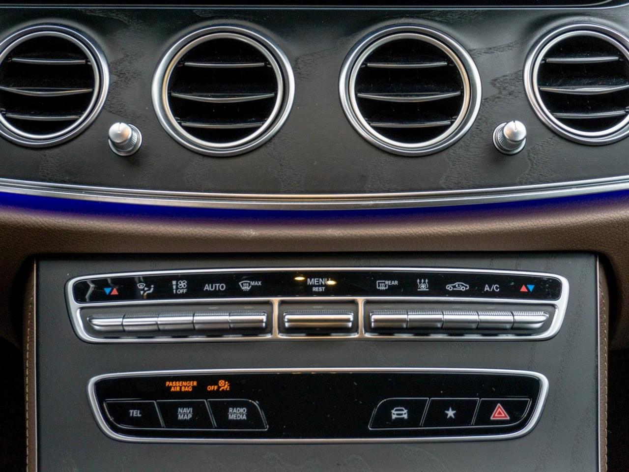 Mercedes-Benz E 300 de T AMG/Avantgarde Distronic+ Memory