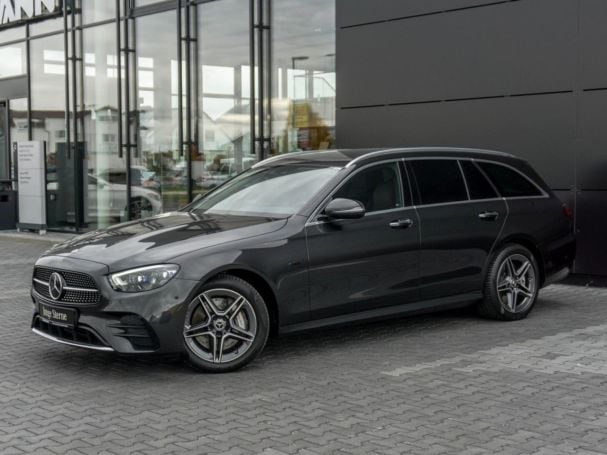 Mercedes-Benz E 300 de T AMG/Avantgarde Distronic+ Memory Mercedes-Benz E 300 de T AMG/Avantgarde Distronic+ Memory