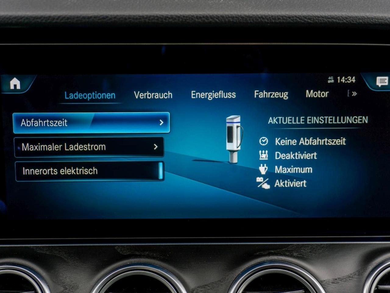 Mercedes-Benz E 300 de T AMG/Avantgarde Distronic+ Memory Mercedes-Benz E 300 de T AMG/Avantgarde Distronic+ Memory