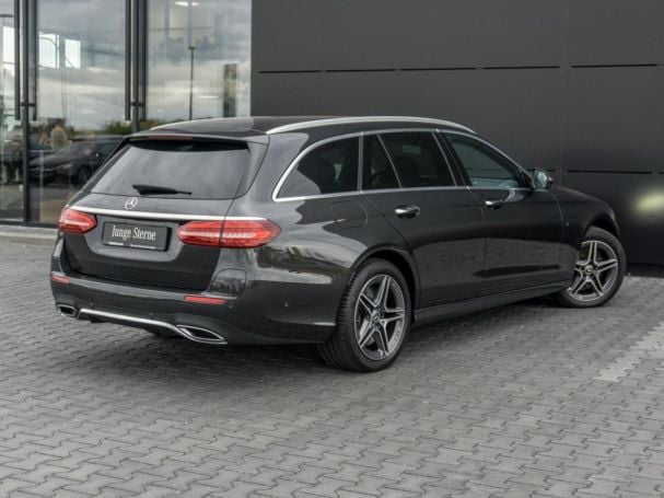 Mercedes-Benz E 300 de T AMG/Avantgarde Distronic+ Memory Mercedes-Benz E 300 de T AMG/Avantgarde Distronic+ Memory