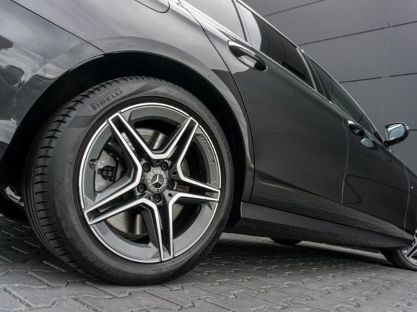 Mercedes-Benz E 300 de T AMG/Avantgarde Distronic+ Memory Mercedes-Benz E 300 de T AMG/Avantgarde Distronic+ Memory