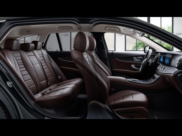 Mercedes-Benz E 300 de T AMG/Avantgarde Distronic+ Memory Mercedes-Benz E 300 de T AMG/Avantgarde Distronic+ Memory