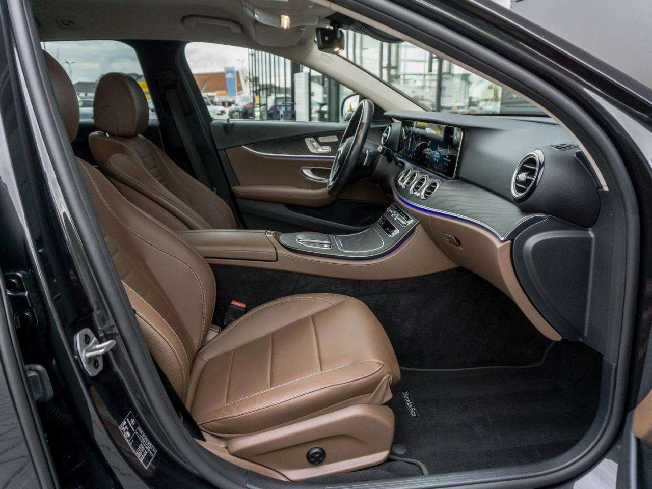 Mercedes-Benz E 300 de T AMG/Avantgarde Distronic+ Memory