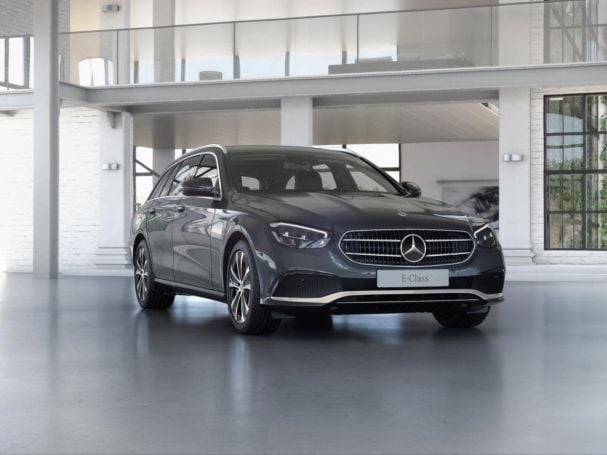 Mercedes-Benz E 300 de T Navi Avantgarde MBUX Navi MBUX LED Mercedes-Benz E 300 de T Navi Avantgarde MBUX Navi MBUX LED