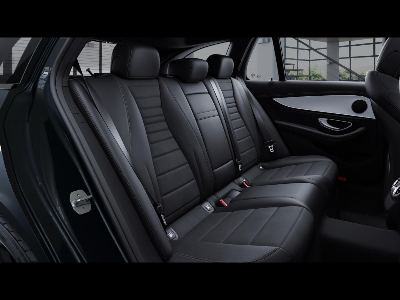 Mercedes-Benz E 300 de T AMG Night Distronic+ 360° Easy-Pack