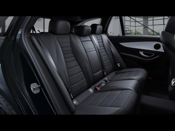 Mercedes-Benz E 300 de T AMG Night Distronic+ 360° Easy-Pack