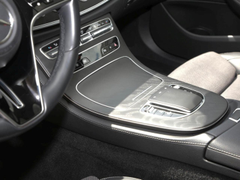 Mercedes-Benz E 300 de T AMG/Avantgarde Panorama AHK Distronic+