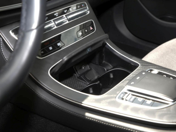 Mercedes-Benz E 300 de T AMG/Avantgarde Panorama AHK Distronic+