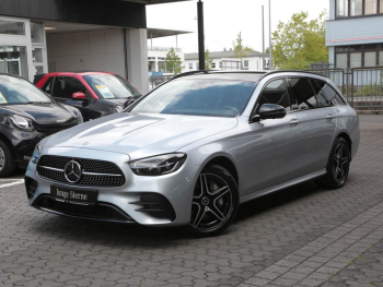 Mercedes-Benz E 300 de T AMG/Avantgarde Panorama AHK Distronic+