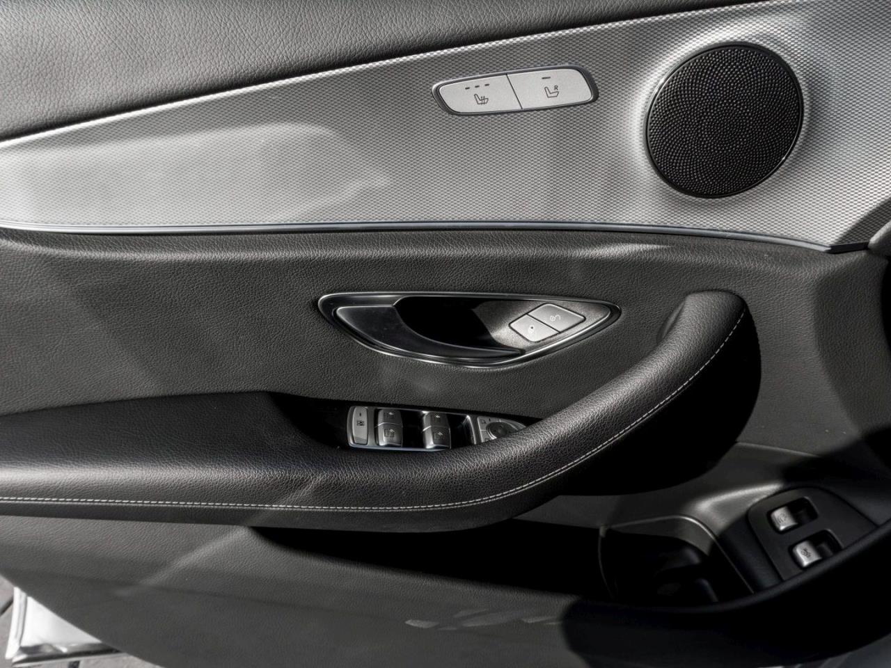 Mercedes-Benz E 300 de T Avantgarde Panorama AHK Distronic 360°