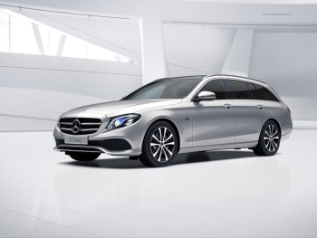 Mercedes-Benz E 300 de T Avantgarde Panorama AHK Distronic 360°