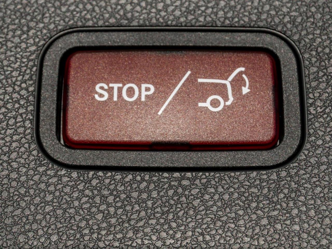 Mercedes-Benz E 300 de T Avantgarde Panorama AHK Distronic 360°