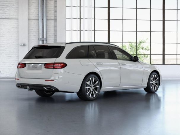 Mercedes-Benz E 300 de T  Avantgarde Night Distronic+ AHK