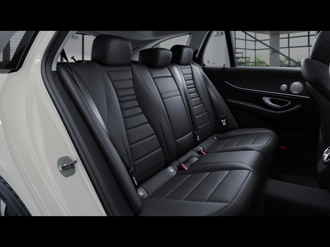 Mercedes-Benz E 300 de T  Avantgarde Night Distronic+ AHK