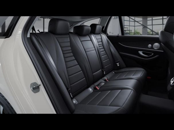 Mercedes-Benz E 300 de T  Avantgarde Night Distronic+ AHK