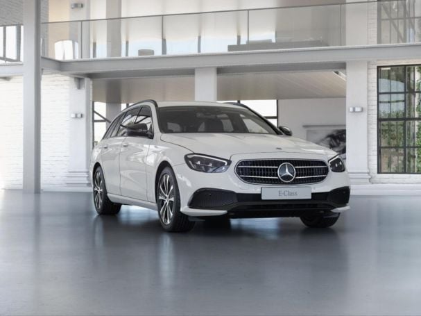 Mercedes-Benz E 300 de T  Avantgarde Night Distronic+ AHK