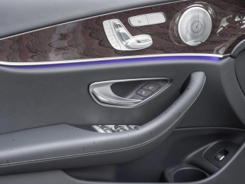 Mercedes-Benz E 300 de T Avantgarde Distronic+ Burmester Memory