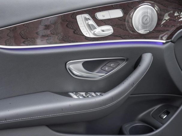 Mercedes-Benz E 300 de T Avantgarde Distronic+ Burmester Memory