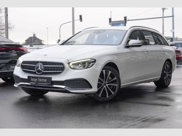 Mercedes-Benz E 300 de T Avantgarde Distronic+ Burmester Memory