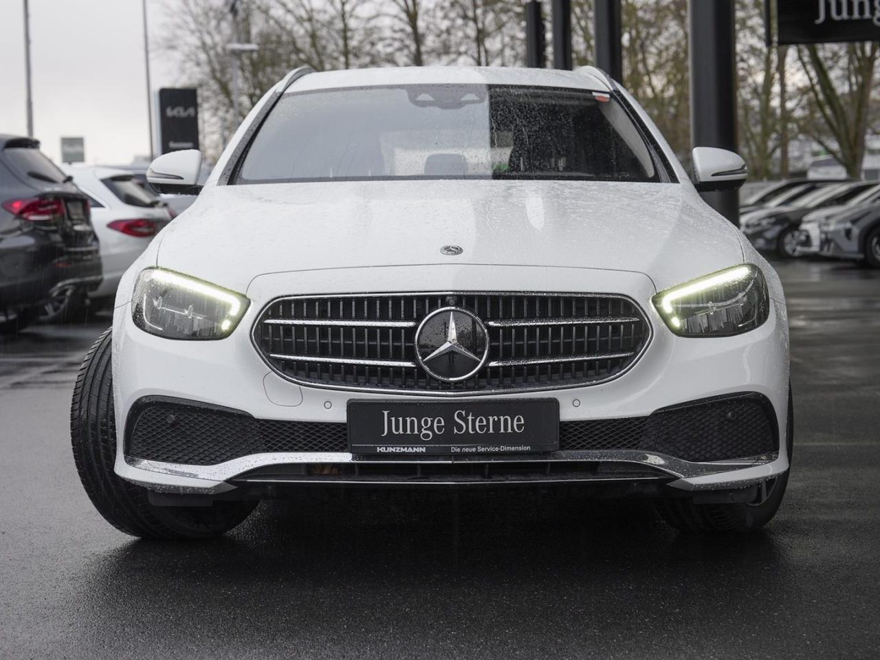 Mercedes-Benz E 300 de T Avantgarde Distronic+ Burmester Memory