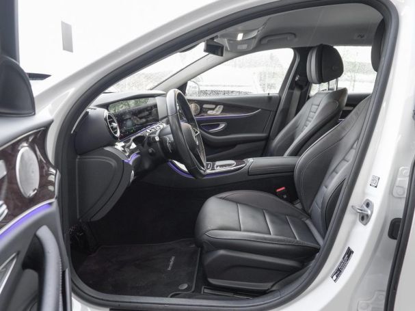 Mercedes-Benz E 300 de T Avantgarde Distronic+ Burmester Memory