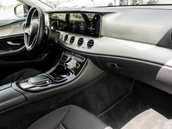 Mercedes-Benz E 300 de T Avantgarde MBUX Navi Distronic+ 360°