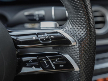 Mercedes-Benz E 300 de T AMG Night MBUX Navi+ Kamera DAB SHZ