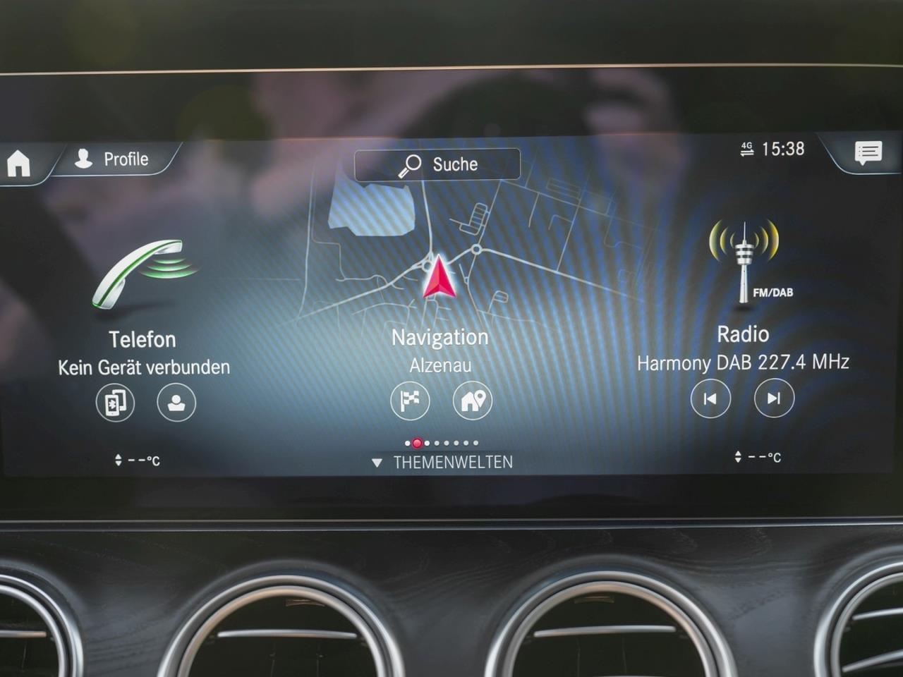 Mercedes-Benz E 300 de T AMG Night MBUX Navi+ Kamera DAB SHZ