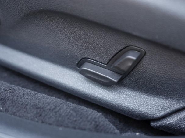 Mercedes-Benz E 300 de T AMG Night MBUX Navi+ Kamera DAB SHZ