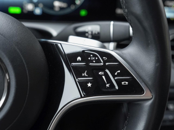 Mercedes-Benz E 300 de T Avantgarde Distronic+ 360° AHK Easy-P