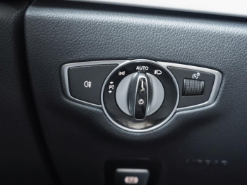 Mercedes-Benz E 300 de T Avantgarde Distronic+ 360° AHK Easy-P