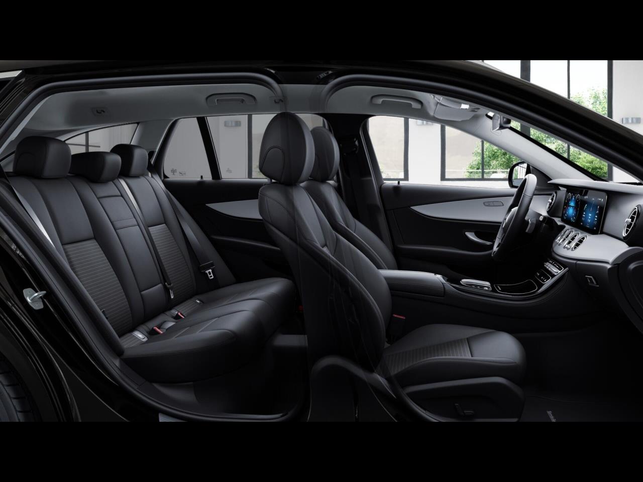 Mercedes-Benz E 300 de T Avantgarde Distronic+ 360° AHK Easy-P