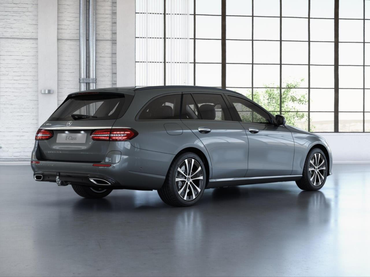 Mercedes-Benz E 300 de T Avantgarde Night Distronic Burmester Mercedes-Benz E 300 de T Avantgarde Night Distronic Burmester