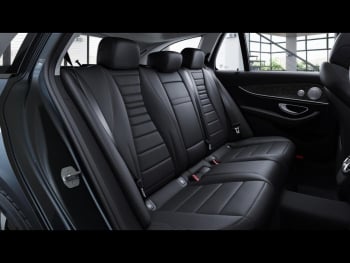 Mercedes-Benz E 300 de T Avantgarde Night Distronic Burmester Mercedes-Benz E 300 de T Avantgarde Night Distronic Burmester