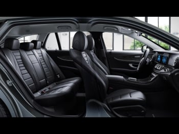 Mercedes-Benz E 300 de T Avantgarde Night Distronic Burmester Mercedes-Benz E 300 de T Avantgarde Night Distronic Burmester