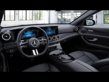 Mercedes-Benz E 300 e T AMG Distronic Panorama Easy-Pack