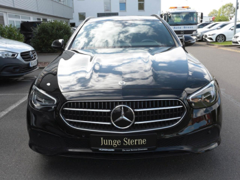 Mercedes-Benz E 300 e T Avantgarde Night Panorama Distronic+