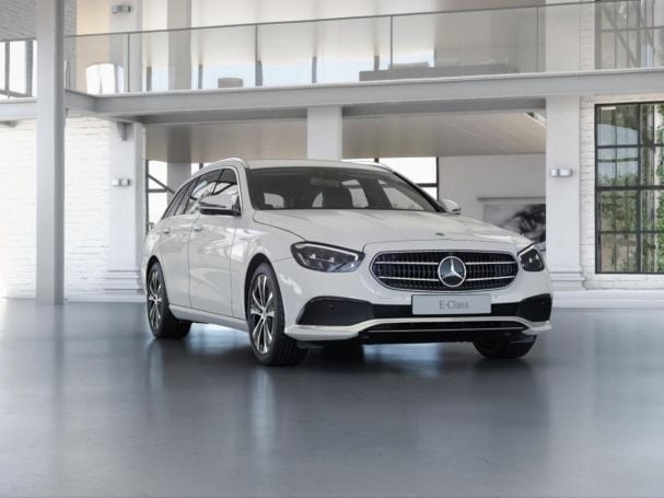 Mercedes-Benz E 300 e T Avantgarde MBUX Navi 360° Distronic Mercedes-Benz E 300 e T Avantgarde MBUX Navi 360° Distronic