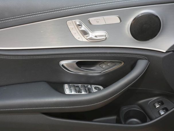 Mercedes-Benz E 300 e T AMG Night Panorama Distronic AHK Memory