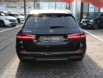 Mercedes-Benz E 300 e T AMG Night Panorama Distronic AHK Memory