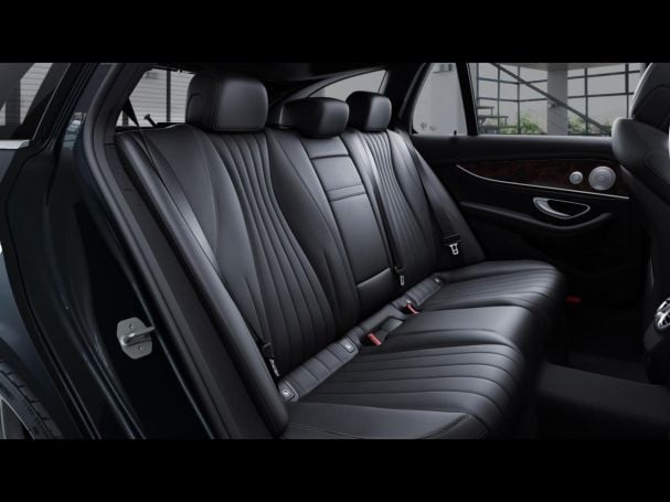 Mercedes-Benz E 400 d 4M T AMG/Exclusive MBUX Navi Distronic Mercedes-Benz E 400 d 4M T AMG/Exclusive MBUX Navi Distronic