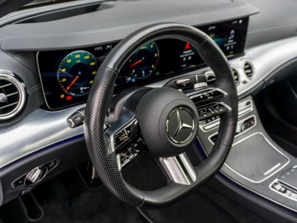 Mercedes-Benz E 400 d 4M T AMG Night Panorama Standhzg AHK 360° Mercedes-Benz E 400 d 4M T AMG Night Panorama Standhzg AHK 360°